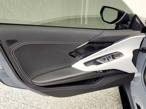 Used 2024 Chevrolet Corvette Stingray Preferred Conv w/ Z51 Performance Package image 11