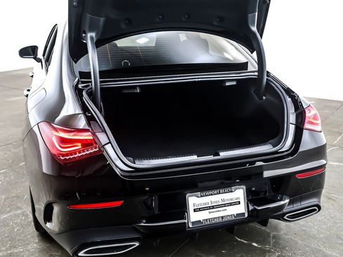 Used 2023 Mercedes-Benz CLA 250 image 24