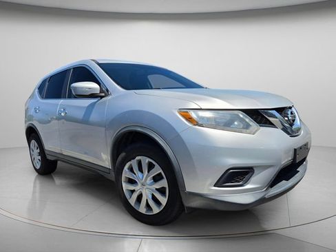 Used 2015 Nissan Rogue S AWD/4WD image 4