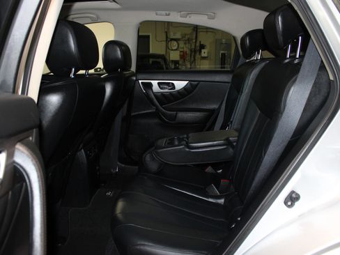 Used 2014 INFINITI QX70 3.7 image 24