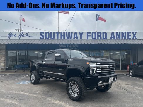 Used 2022 Chevrolet Silverado 2500 High Country AWD/4WD image 1