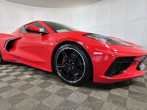 Used 2023 Chevrolet Corvette Stingray Preferred Conv w/ Battery Protection Package RWD image 2