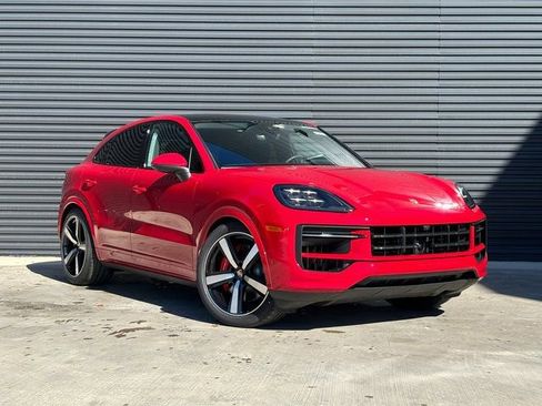 Certified 2026 Porsche Cayenne Coupe AWD/4WD image 9