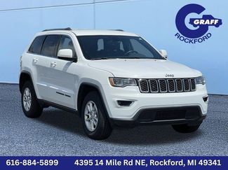 Used 2019 Jeep Grand Cherokee Laredo AWD/4WD video 1