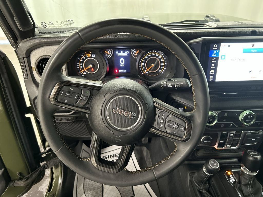 Used 2024 Jeep Wrangler Unlimited Sport AWD/4WD image 4