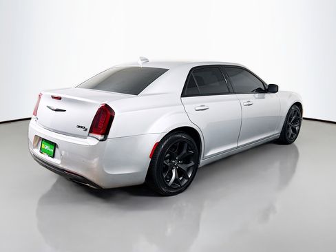 Used 2021 Chrysler 300 S image 10