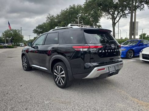 Certified 2025 Nissan Pathfinder Platinum w/ Cargo Package AWD/4WD image 6