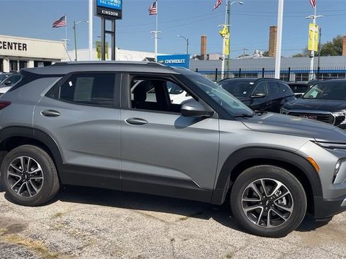 Used 2026 Chevrolet TrailBlazer LT w/ Driver Confidence Package image 3