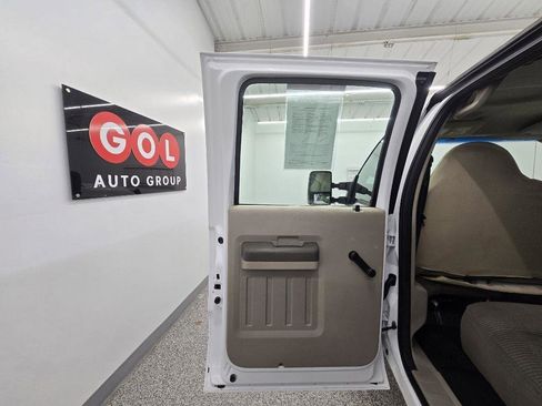 Used 2010 Ford F250 XL AWD/4WD image 24