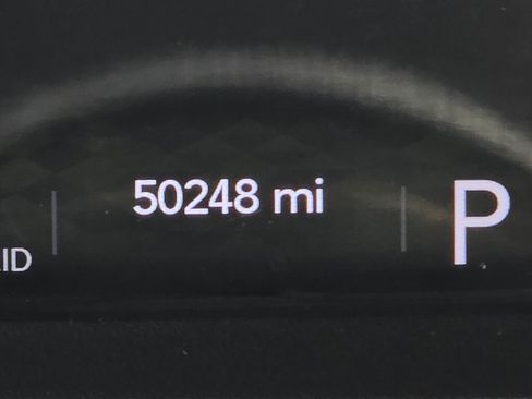 Used 2024 Jeep Wrangler Unlimited Sahara image 34