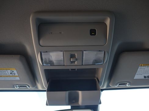 New 2026 Nissan Frontier SV w/ SV Convenience Package image 32