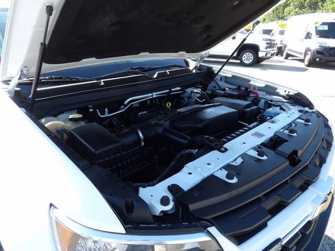 Used 2022 Chevrolet Colorado LT w/ Fleet Safety Package RWD image 39