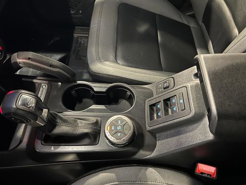Used 2024 Ford Bronco Big Bend image 21