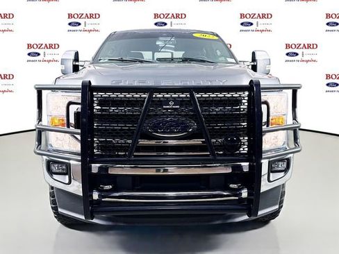 Used 2022 Ford F250 Lariat w/ Chrome Package image 2