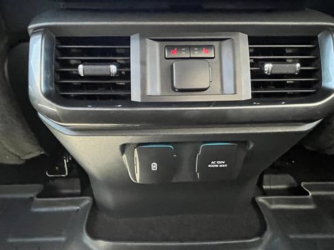 Used 2021 Ford F150 Lariat w/ Equipment Group 502A High AWD/4WD image 16