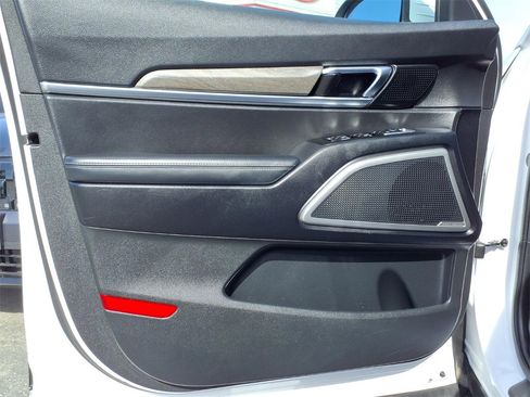 Certified 2022 Kia Telluride EX w/ EX Premium Package image 22