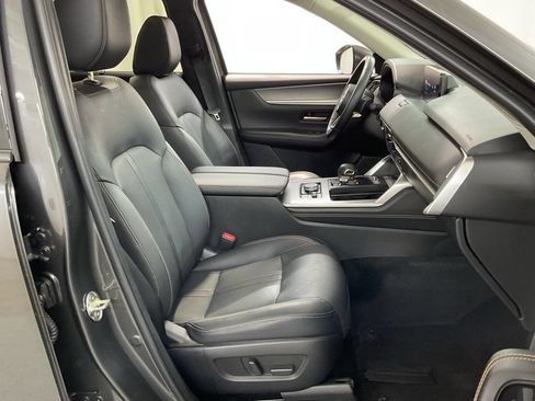 Used 2024 MAZDA CX-90 Plug-In Hybrid w/ Premium Pkg AWD/4WD image 28