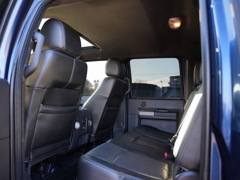 Used 2015 Ford F350 Lariat image 37