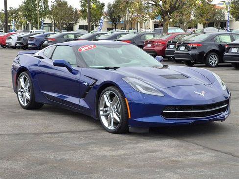 Used 2017 Chevrolet Corvette Stingray Coupe image 3