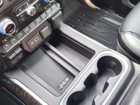 Used 2019 GMC Sierra 1500 Denali w/ Denali Ultimate Package image 21