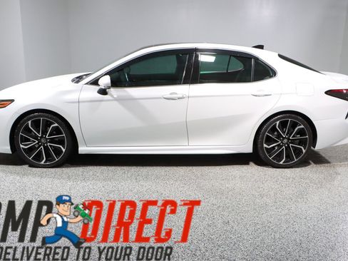 Used 2022 Toyota Camry XSE w/ Navigation Package image 10