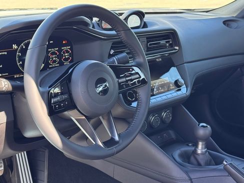 Used 2026 Nissan Z Performance w/ Floor Mat Package image 28