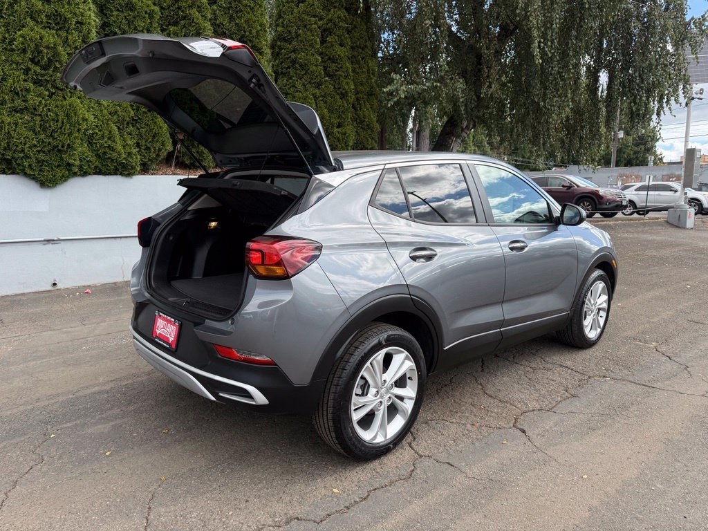Used 2020 Buick Encore GX Preferred w/ Cold Weather Comfort Package FWD image 9