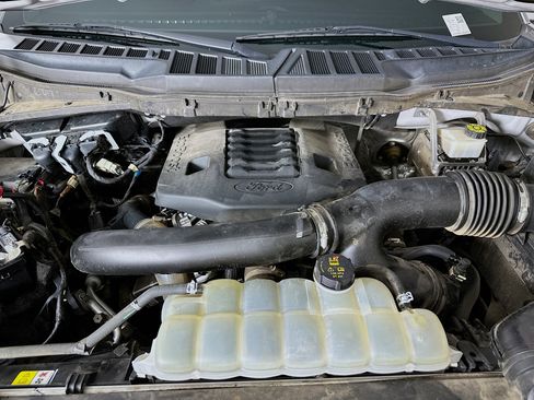 Used 2021 Ford F150 Lariat AWD/4WD image 34