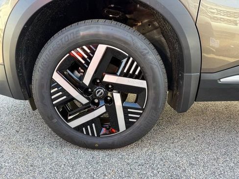 New 2026 Nissan Kicks SV w/ Cold Weather Package image 14