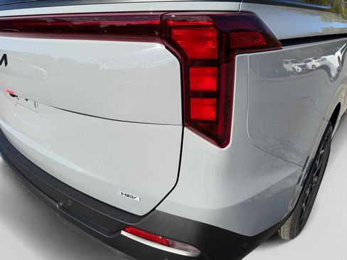 New 2026 Kia Carnival SX w/ SX Dark Edition Package FWD image 19