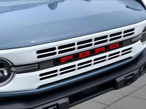 Used 2025 Ford Bronco Heritage Edition AWD/4WD image 29