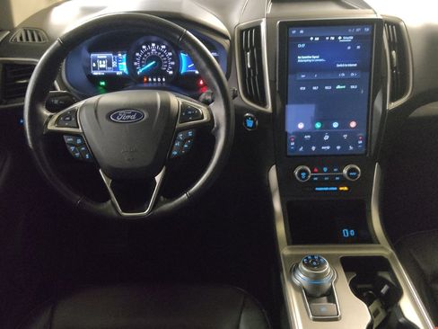 Used 2024 Ford Edge SEL image 22