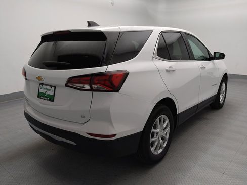 Used 2024 Chevrolet Equinox LT FWD image 9