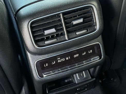 Certified 2022 Mercedes-Benz GLS 450 4MATIC image 30