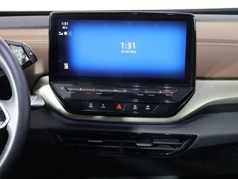 Used 2023 Volkswagen ID.4 Pro AWD/4WD image 24