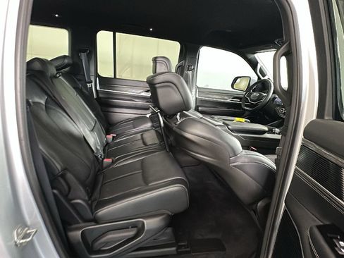 Used 2022 Jeep Wagoneer Series II w/ Rear Seat Video Group 1 RWD image 35