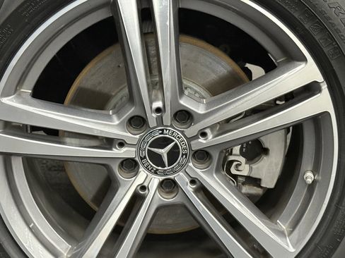 Used 2022 Mercedes-Benz GLC 300 image 19