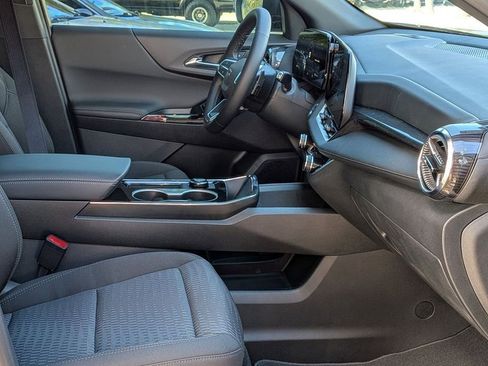 New 2026 Chevrolet Equinox LT w/ Midnight Edition FWD image 22