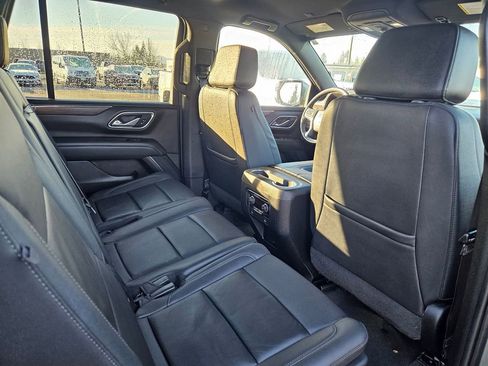 Used 2023 Chevrolet Tahoe LT image 37