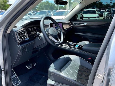 Used 2024 Volkswagen Atlas SEL Premium R-Line AWD/4WD image 14