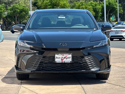 New 2026 Toyota Camry SE w/ Convenience Package FWD image 10
