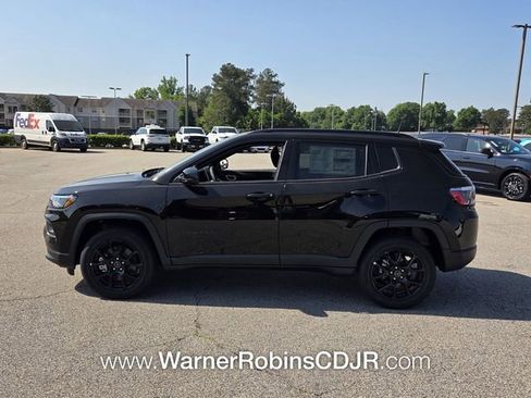 New 2026 Jeep Compass Latitude AWD/4WD image 4