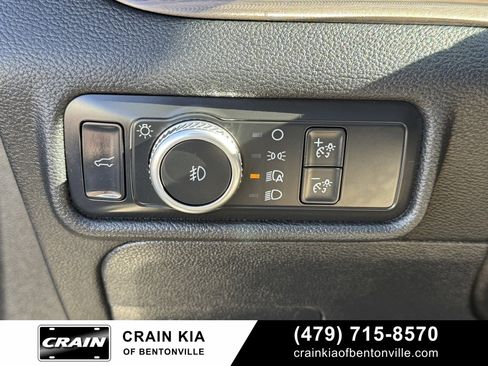 Used 2021 Ford Explorer Limited w/ Equipment Group 301A image 13