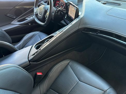 Used 2023 Chevrolet Corvette Stingray Preferred Conv w/ Z51 Performance Package RWD image 16