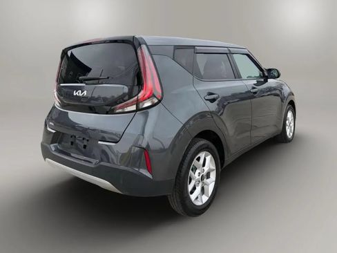 Used 2024 Kia Soul LX w/ Option Group 015 FWD image 6