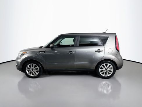 Used 2017 Kia Soul + w/ Primo Package FWD image 6