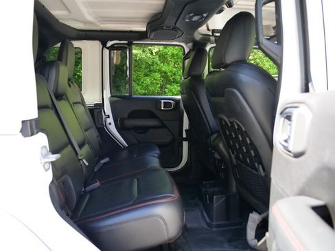 Used 2019 Jeep Wrangler Unlimited Rubicon AWD/4WD image 33