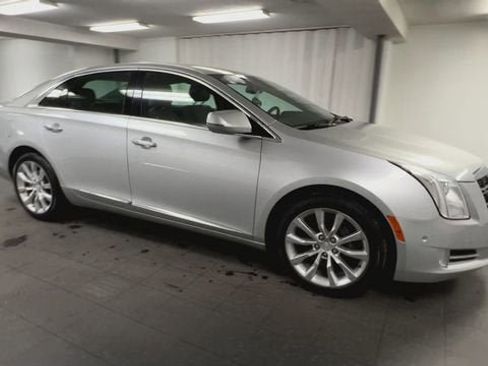 Certified 2017 Cadillac XTS Luxury image 2