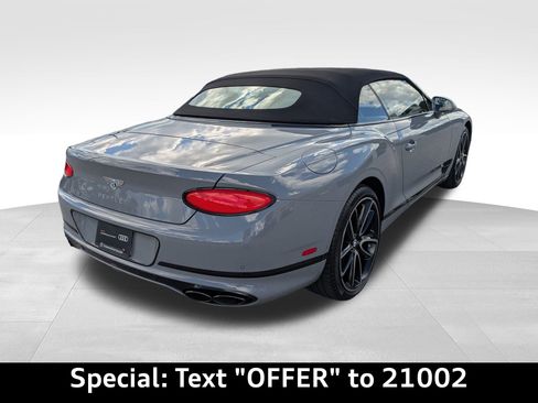 Used 2024 Bentley Continental GT image 2