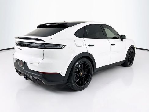 Certified 2026 Porsche Cayenne Turbo GT AWD/4WD image 9